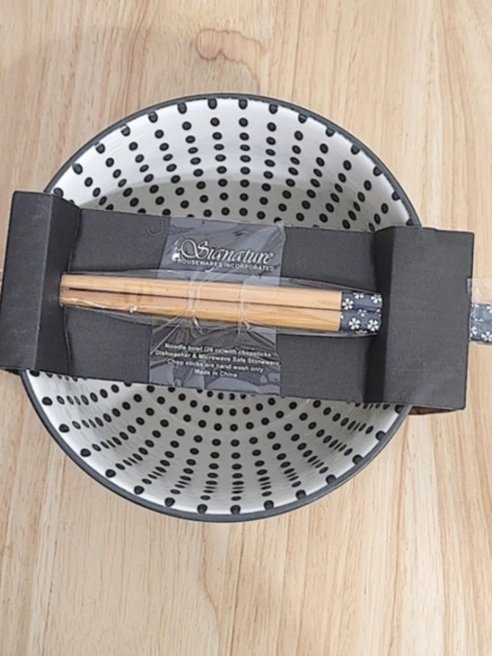 Signature Warehouse Inc. 26 oz Black Ceramic Noodle Bowl with Chopsticks
